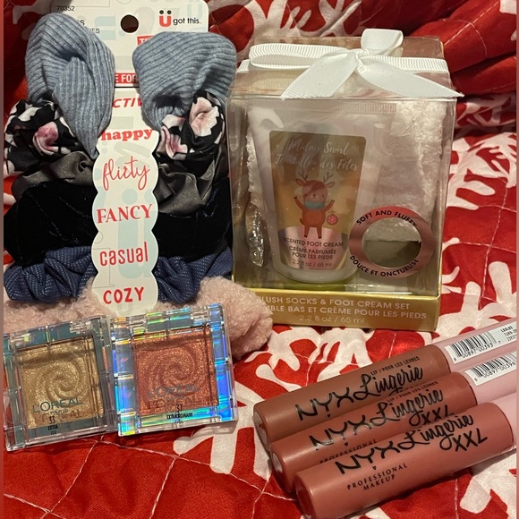 Christmas set!! - Picture 1 of 1